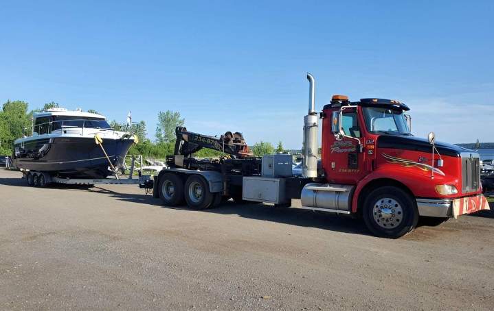 Service de remorquage poids lourds Québec
